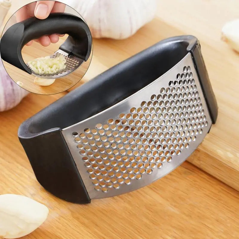 Multi-function Vegetables Squeezer Handheld Ginger Mincer Tools Rolling Crusher Kitchen Accessories